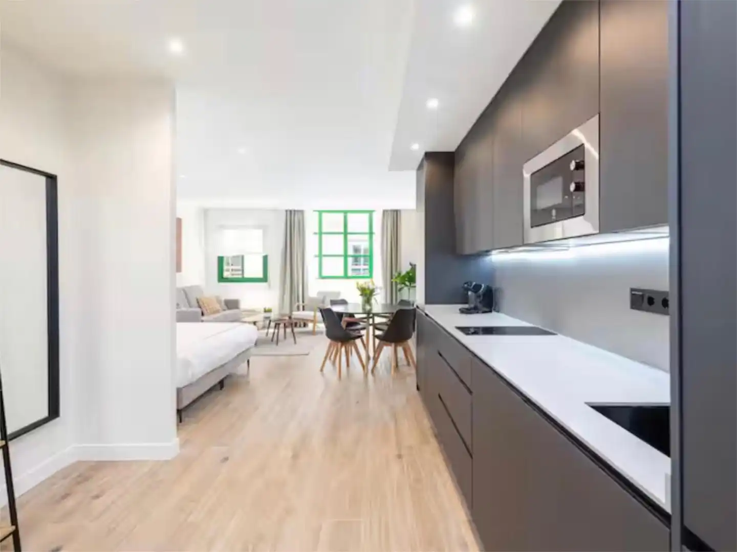 Piso en venta en Calle Martínez Campos, 16, Ensanche Centro - Puerto Vista exterior de Piso en venta en Málaga con Aire acondicionado, Calefacción y Amueblado