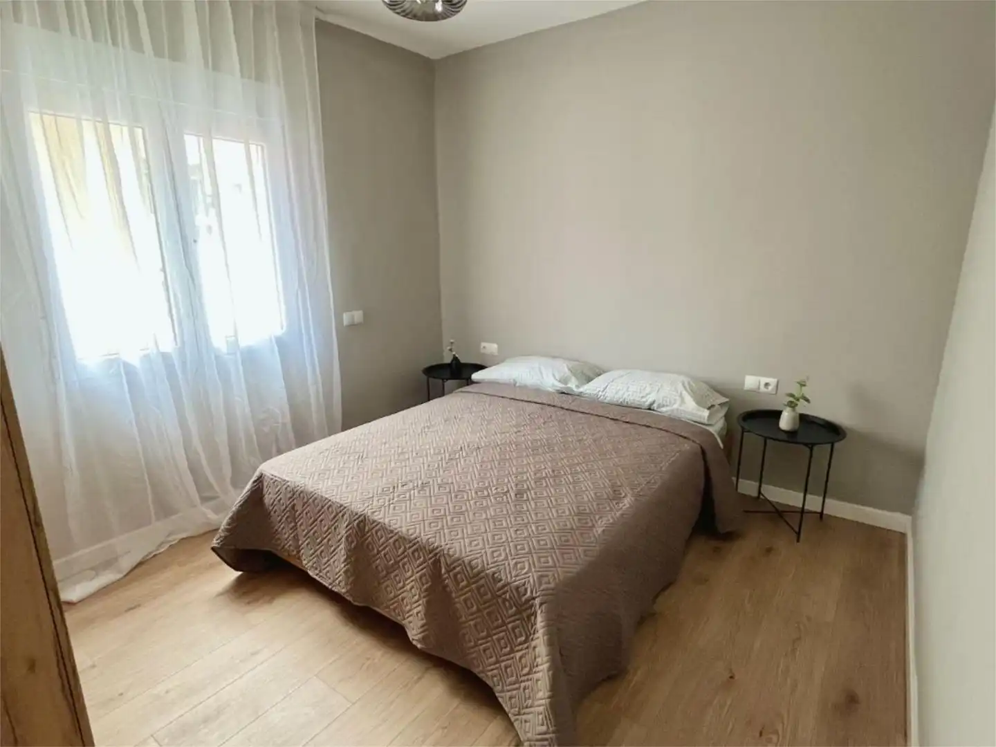 Habitación en Avinguda Alcoi, 60, Campoamor Habitación en Avinguda Alcoi, 60, Campoamor