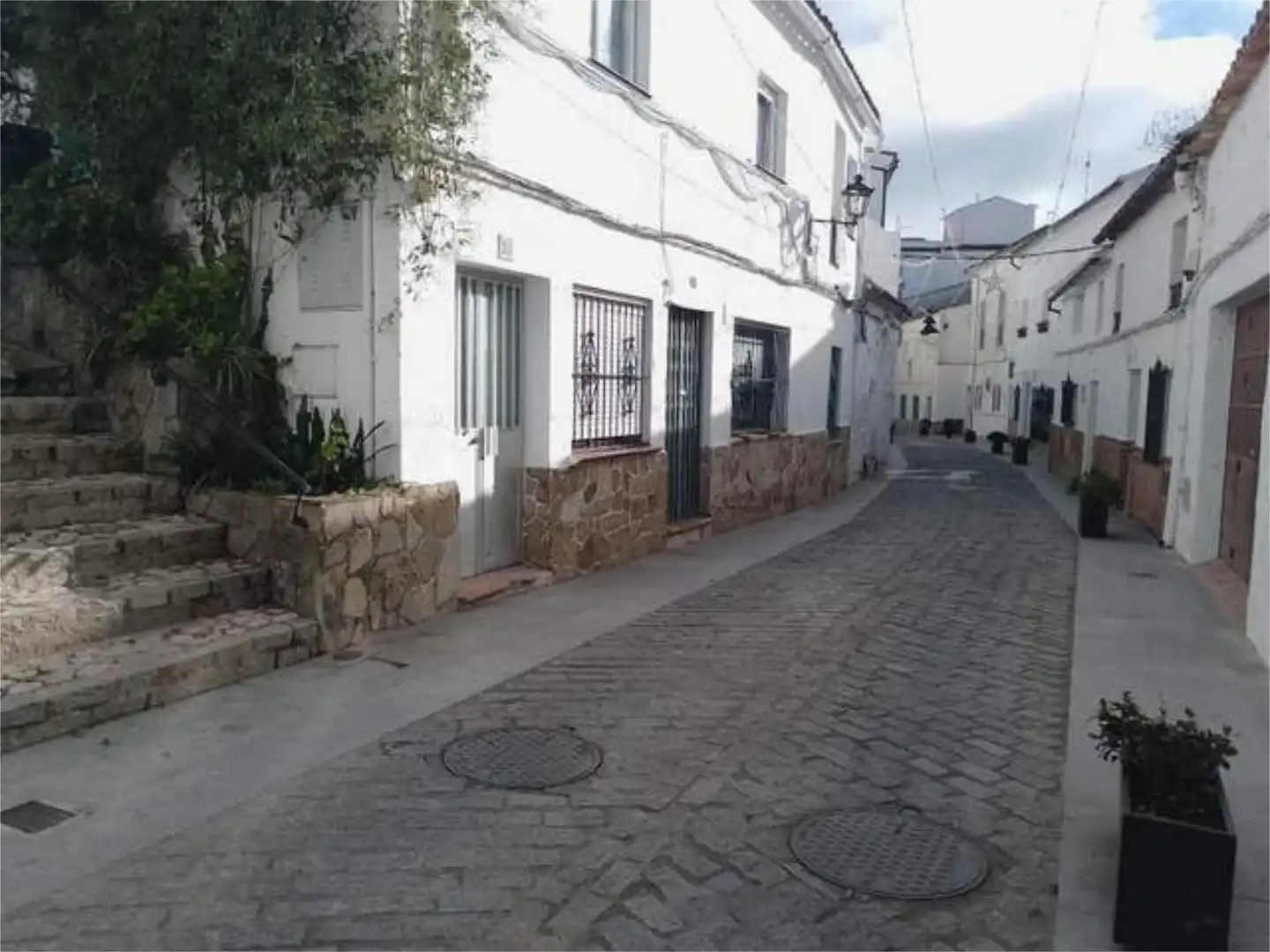 Vista exterior de Local de lloguer en Benaocaz amb Aire condicionat
