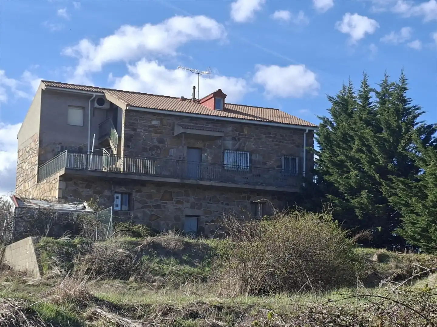 Vista exterior de Casa o chalet en venta en La Bodera con Calefacción, Jardín privado y Terraza