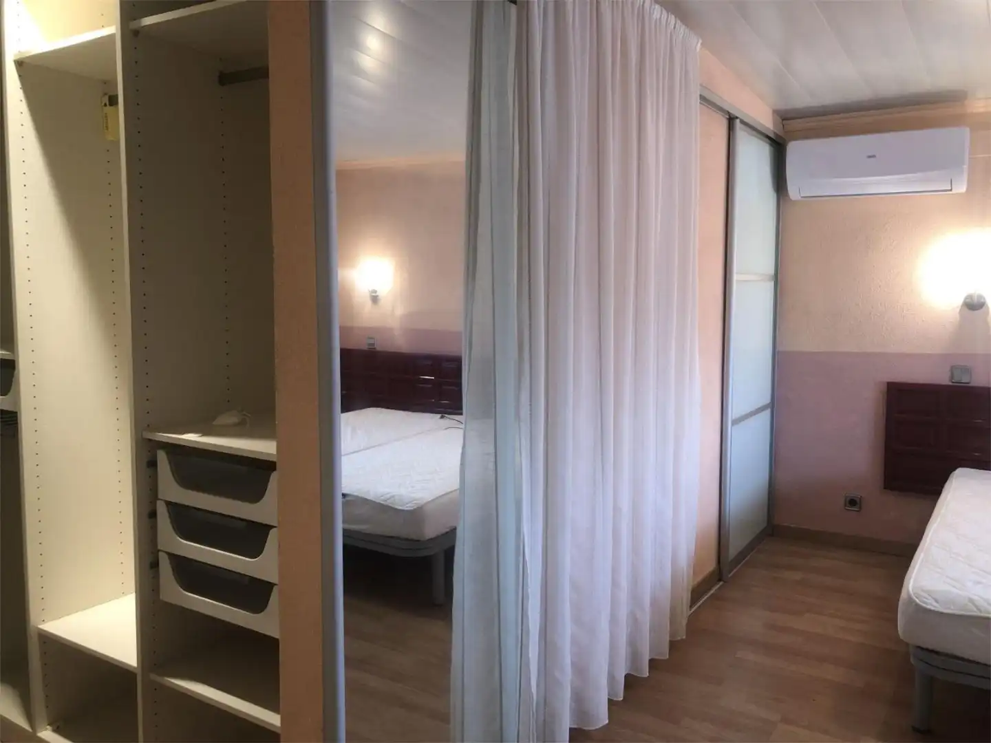 Houses for sale in Camí del Terrer Roig, 25, Jesús - Els Reguers Bedroom of Houses for sale in Tortosa with Air Conditioner