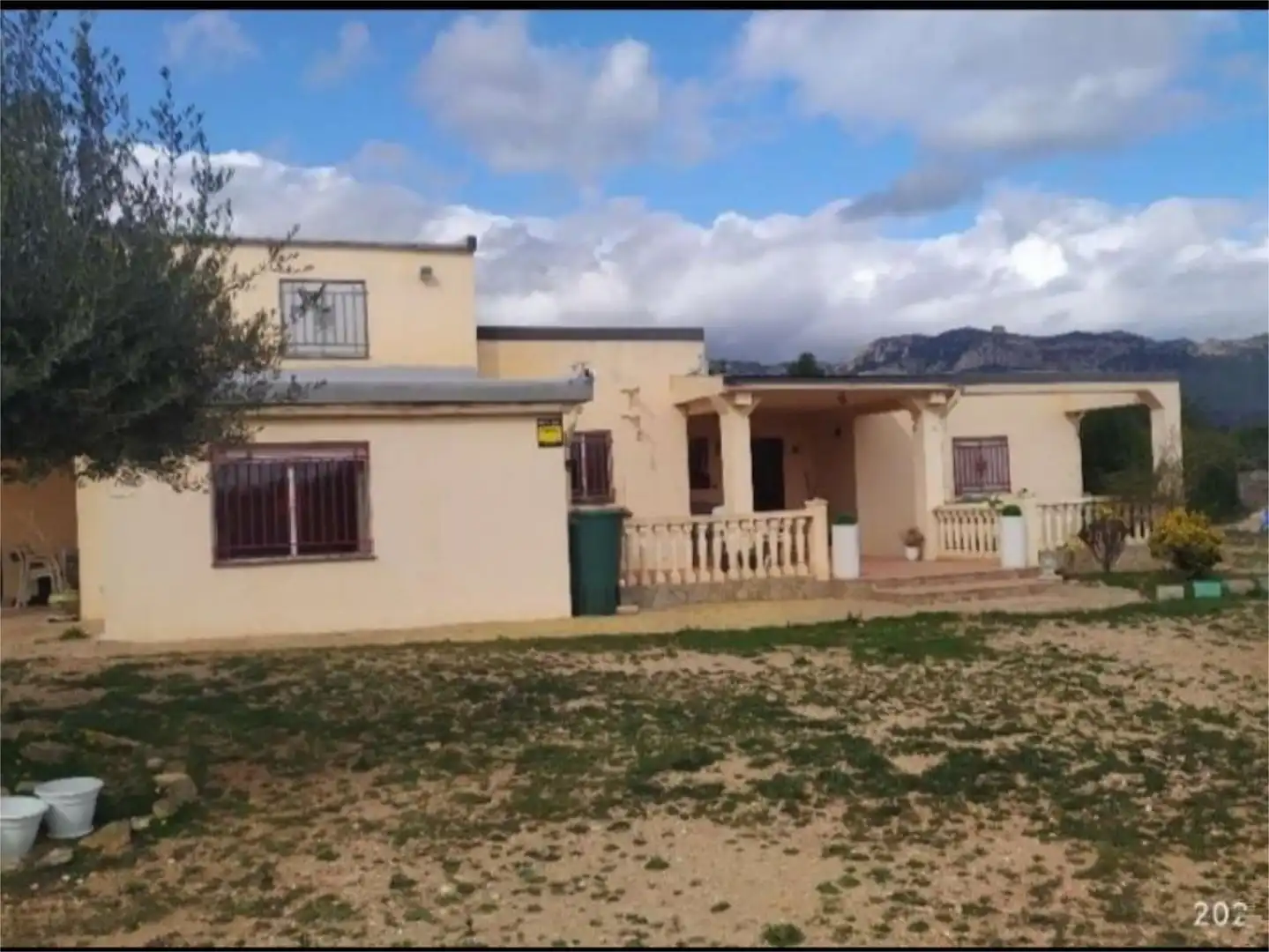 Houses for sale in Camí del Terrer Roig, 25, Jesús - Els Reguers Exterior view of Houses for sale in Tortosa with Air Conditioner