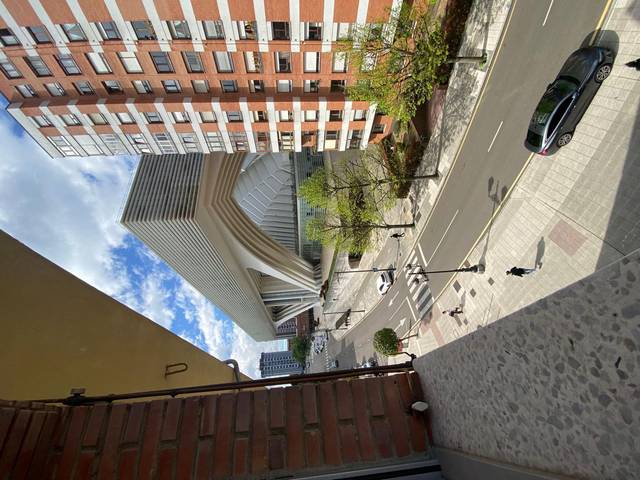 Piso en Alquiler en Calle Policarpo Herrero, 5 en Buenavista