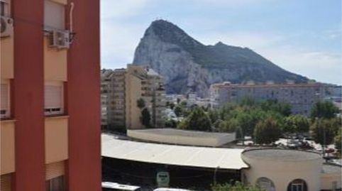 Photo 3 of Flat for rent in Avenida del Ejército, 8, Santa Bárbara - Ciudad Deportiva, La Línea de la Concepción