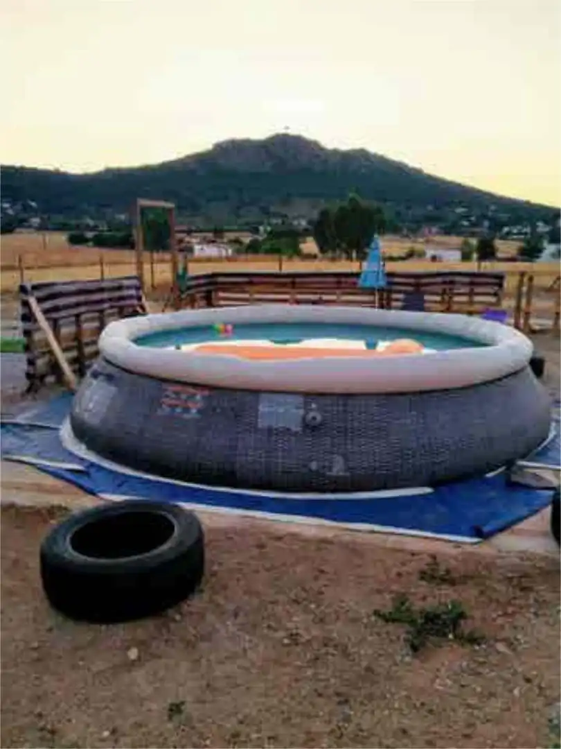 Piscina de Casa o xalet en venda en Sierra de Fuentes