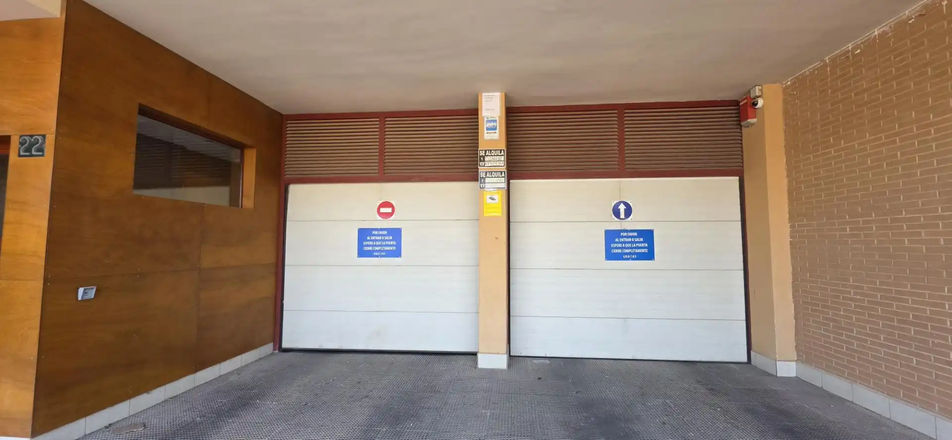 Parkplatz von Garage zur Miete in  Almería Capital