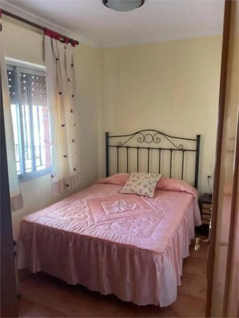 Habitación de Casa adosada en venta en Llíria con Terraza, Trastero y Piscina