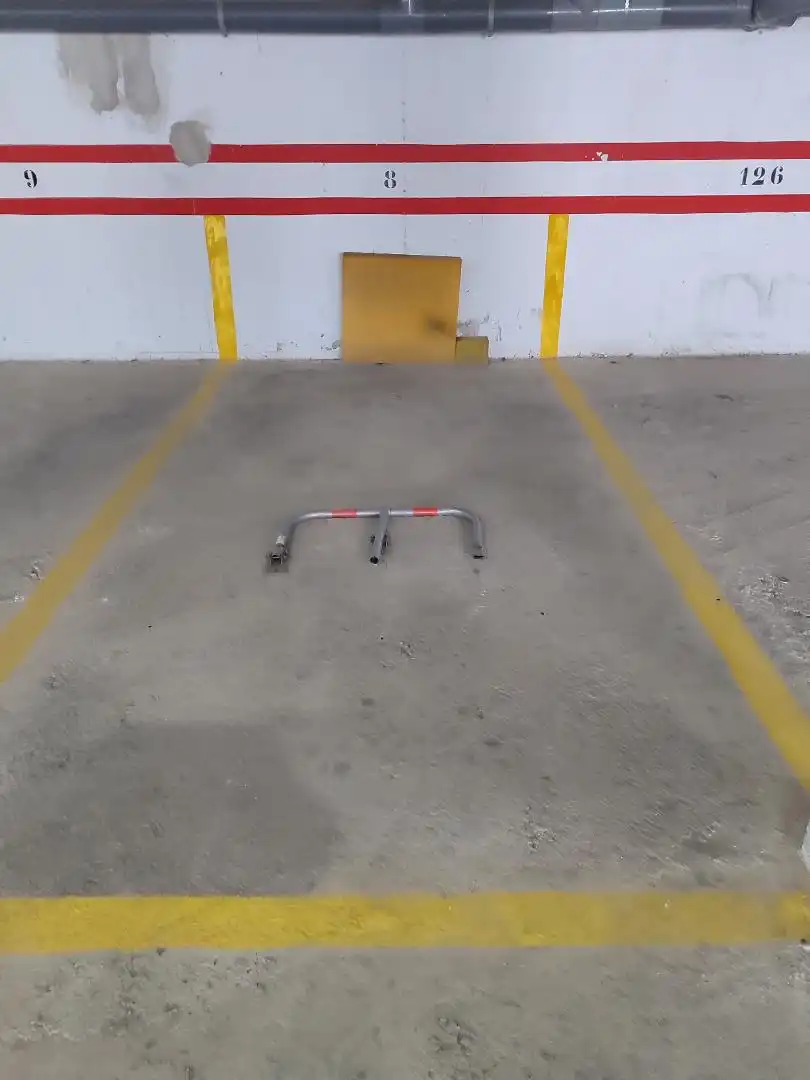 Parkplatz von Garage zur Miete in Almonte