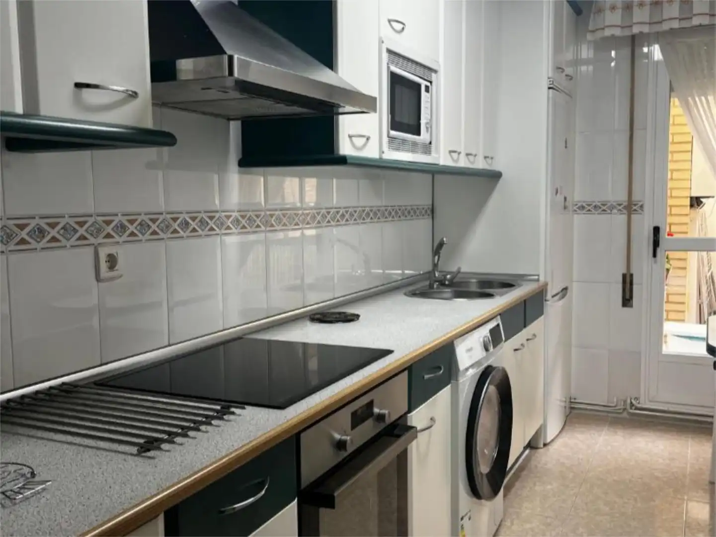 Room in Paseo del Cauce, 59, Belén