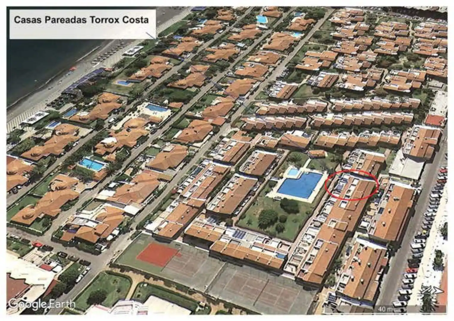 Vista exterior de Piso de alquiler en Torrox con Jardín privado, Terraza y Piscina