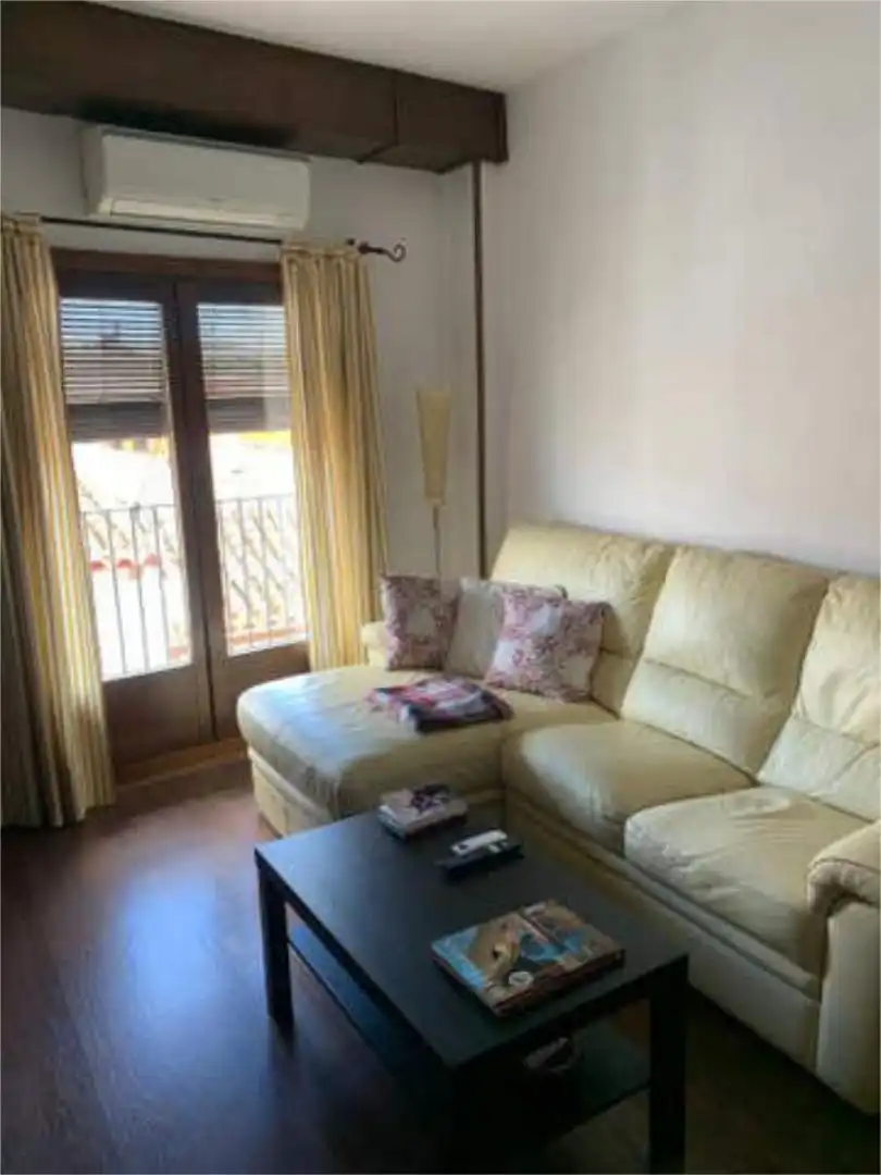 Piso en venta en Mota del Cuervo Sala de estar de Piso en venta en Mota del Cuervo con Terraza y Amueblado