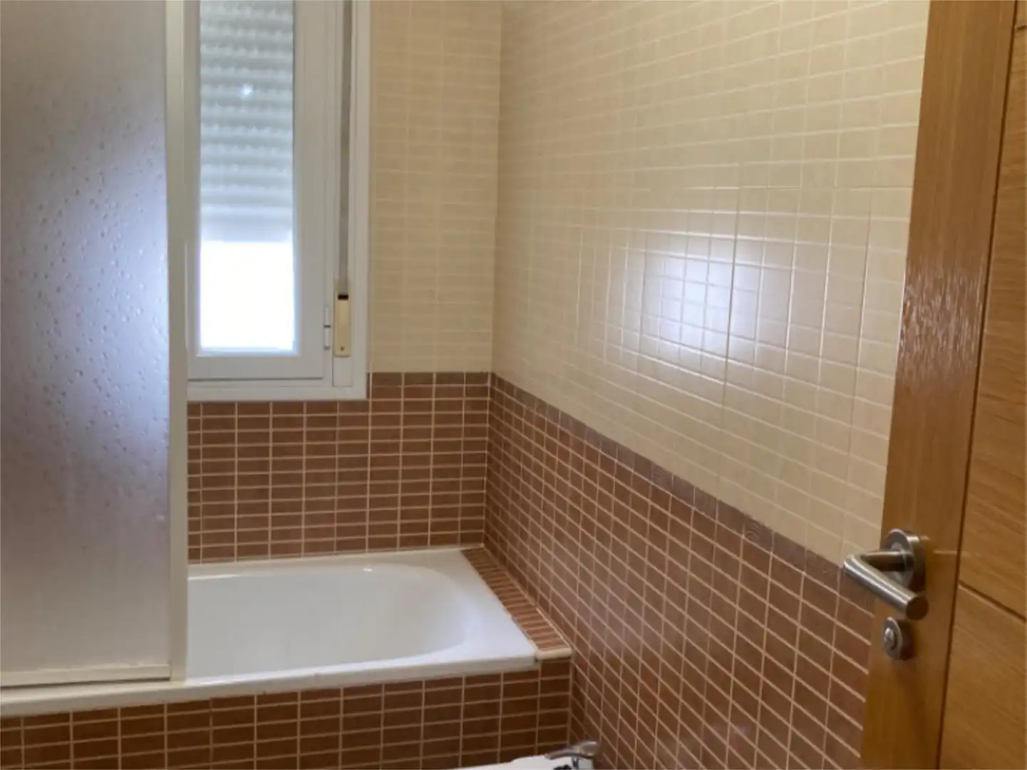 Piso en venta en Camino Ocaña, 6, Ontígola Baño de Piso en venta en Ontígola con Aire acondicionado, Terraza y Piscina