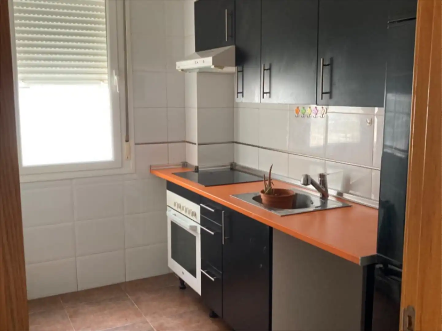 Küche von Wohnung zum Verkauf in Ontígola mit Klimaanlage, Terrasse und Schwimmbad