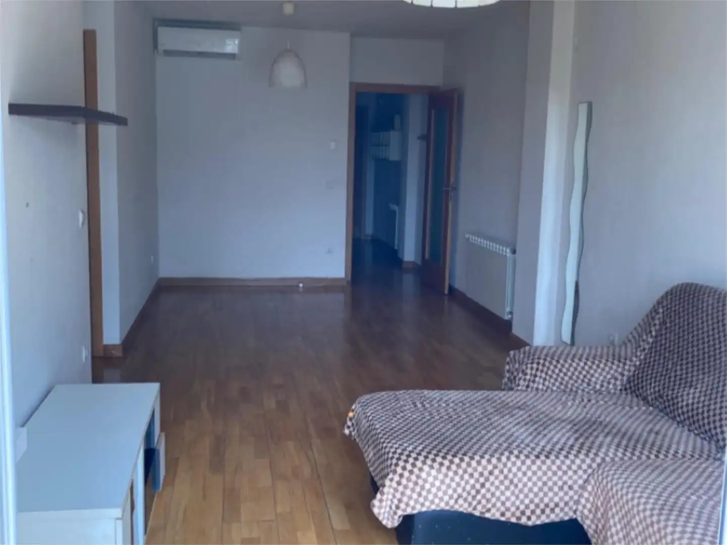 Piso en venta en Camino Ocaña, 6, Ontígola Sala de estar de Piso en venta en Ontígola con Aire acondicionado, Terraza y Piscina