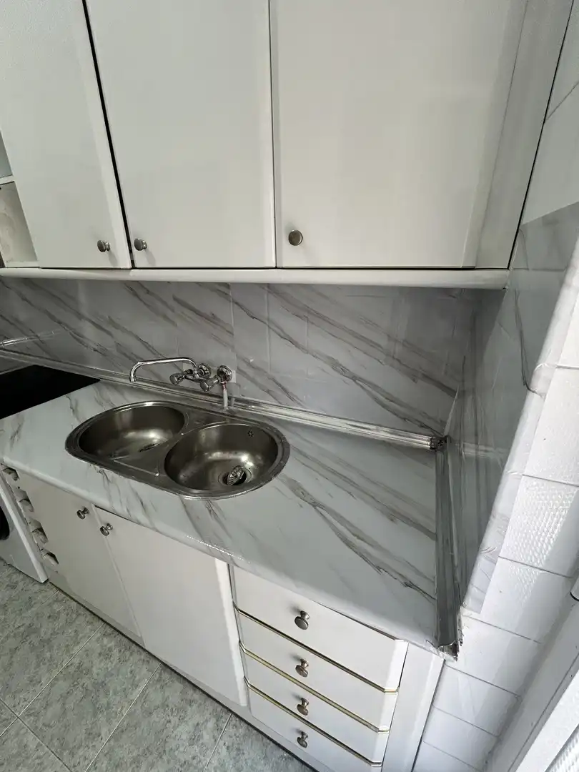 Flat for rent in Calle Arzobispo Guerrero, 15, Angustias - Chana - Encina Bathroom of Flat for rent in Granada with Air Conditioner, Heating and Furnished