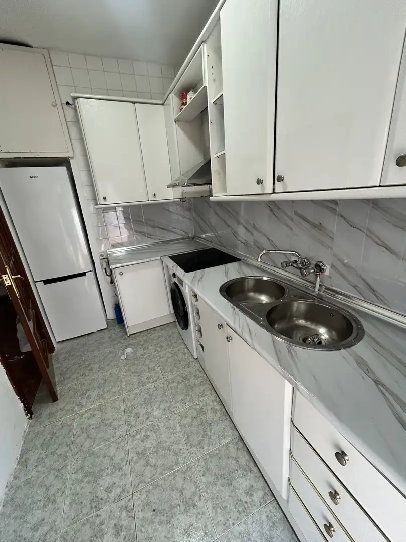 Flat for rent in Calle Arzobispo Guerrero, 15, Angustias - Chana - Encina Kitchen of Flat for rent in Granada with Air Conditioner, Heating and Furnished