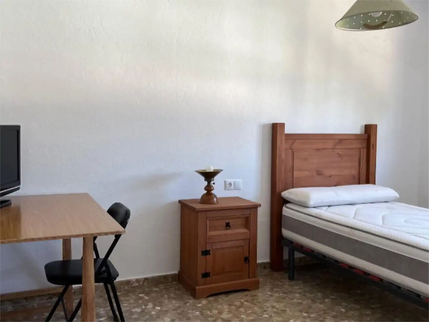 Dúplex en venta en Calle los Barrios, 35, Jimena de la Frontera Habitación de Dúplex en venta en Jimena de la Frontera con Aire acondicionado, Terraza y Trastero