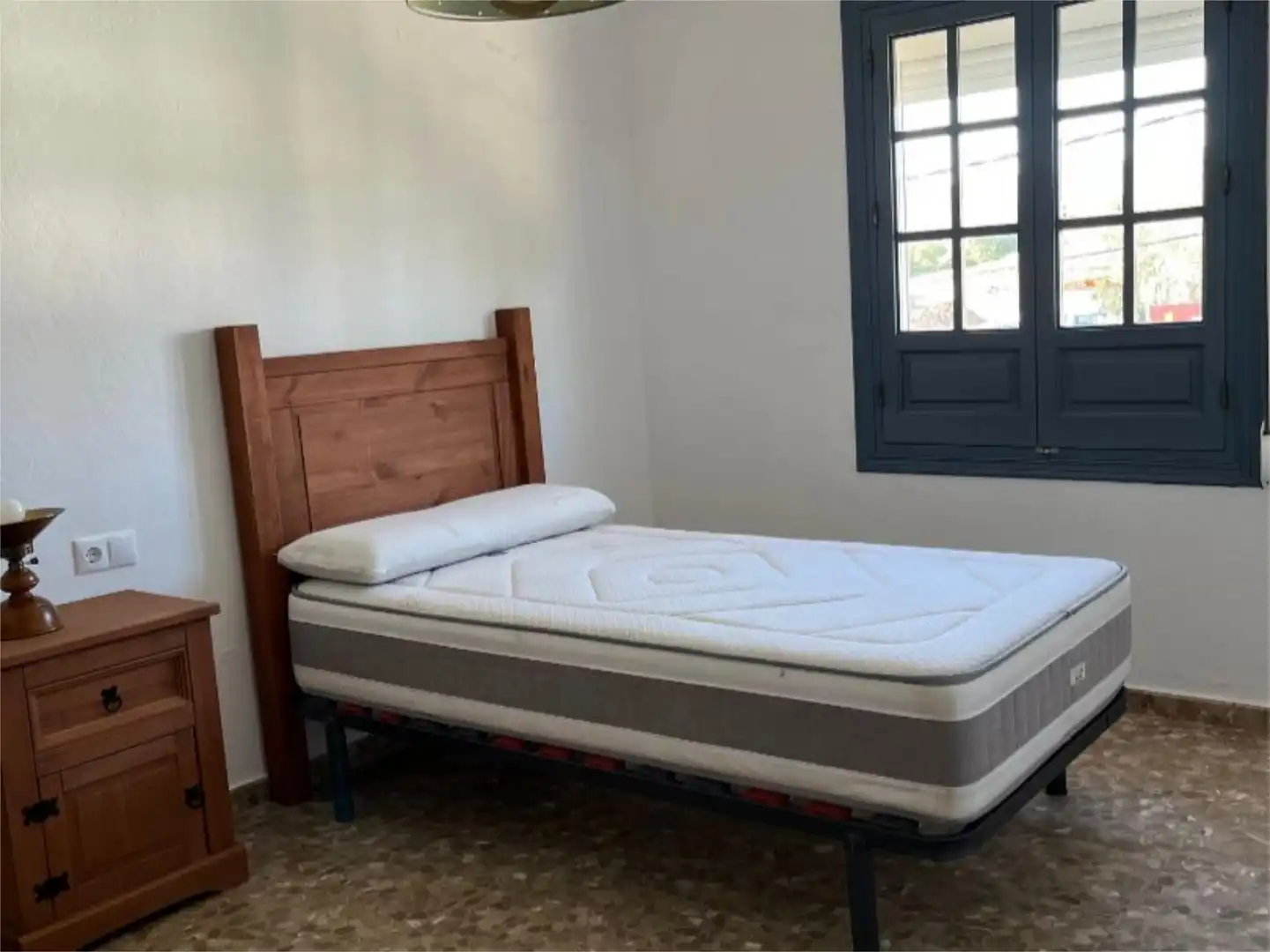 Dúplex en venta en Calle los Barrios, 35, Jimena de la Frontera Habitación de Dúplex en venta en Jimena de la Frontera con Aire acondicionado, Terraza y Trastero