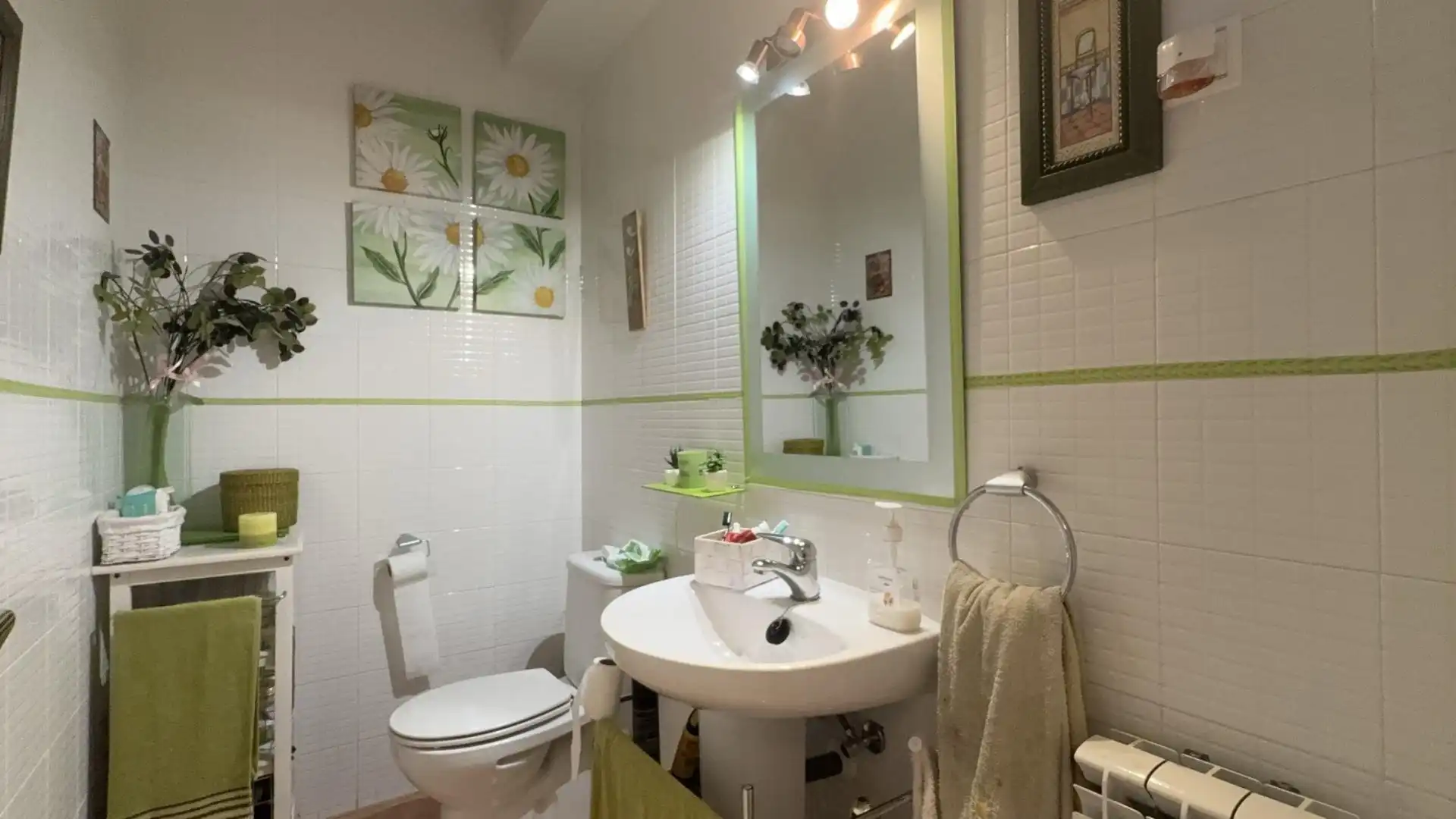 Casa o chalet en venta en Calle Clavellinas, 18, Cabanillas del Campo Baño de Casa o chalet en venta en Cabanillas del Campo con Calefacción, Jardín privado y Terraza