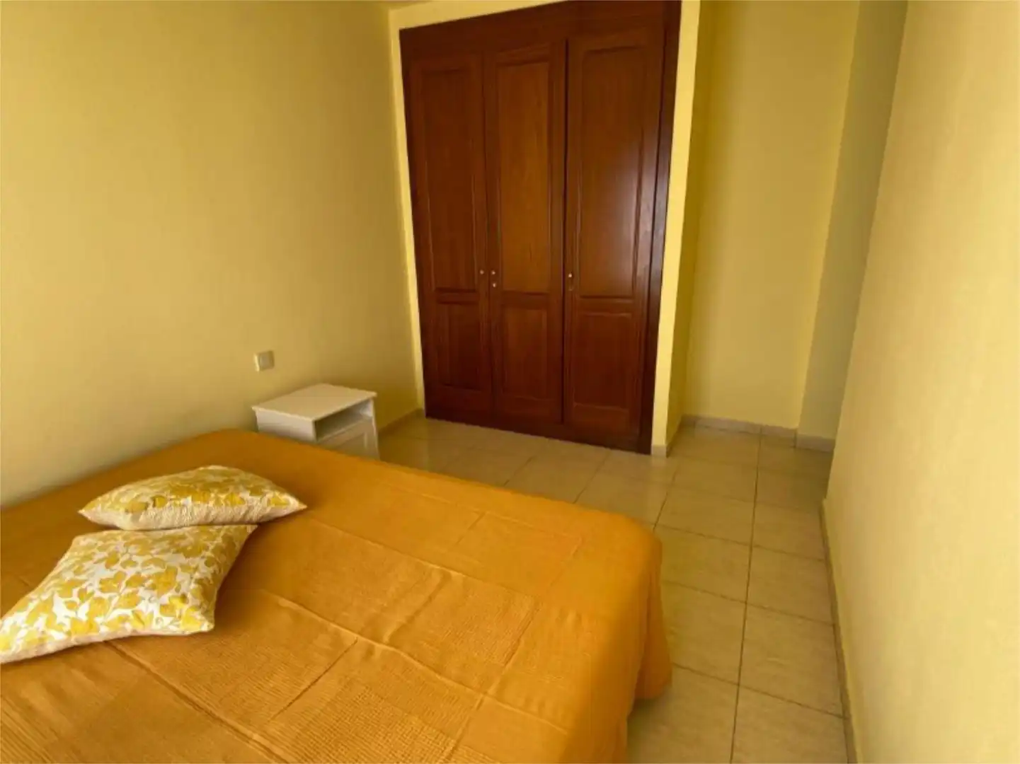Piso en venta en Calle Doña Juana Marrero, 76, Los Giles - Las Majadillas Habitación de Piso en venta en Las Palmas de Gran Canaria con Trastero