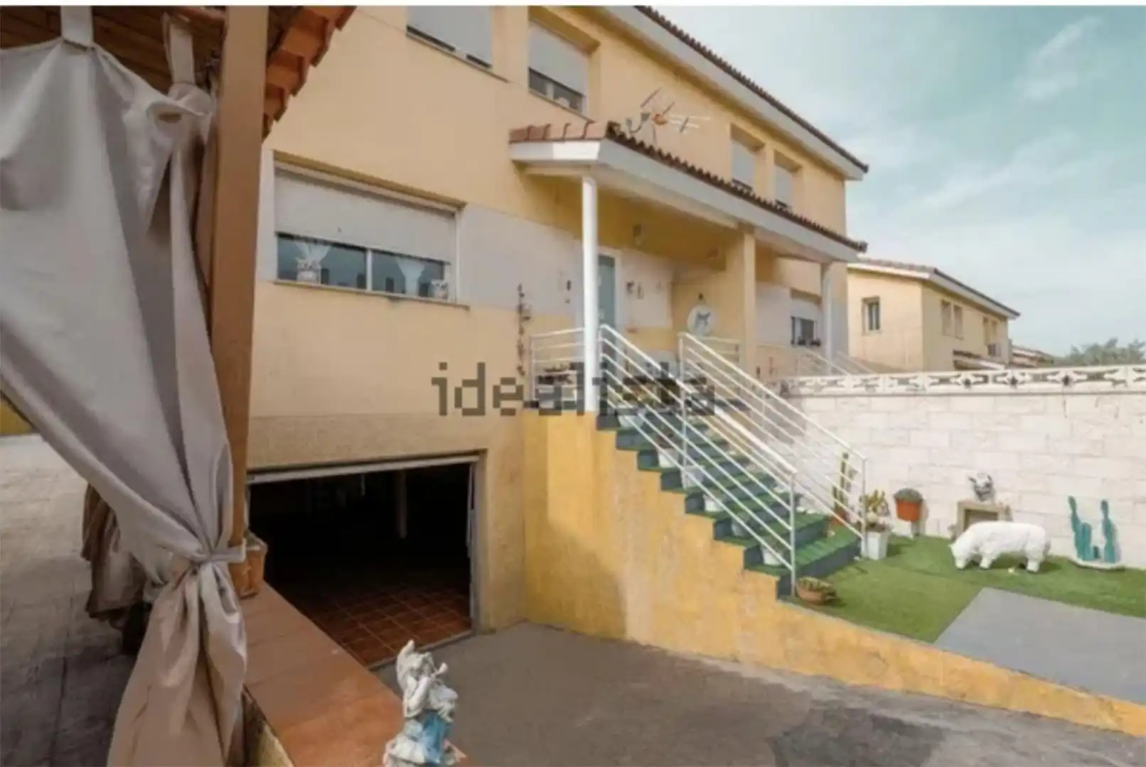 Casa o chalet en venta en Calle Clavellinas, 18, Cabanillas del Campo Vista exterior de Casa o chalet en venta en Cabanillas del Campo con Calefacción, Jardín privado y Terraza