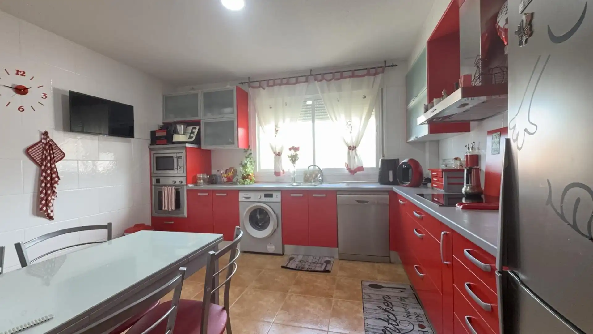 Casa o chalet en venta en Calle Clavellinas, 18, Cabanillas del Campo Cocina de Casa o chalet en venta en Cabanillas del Campo con Calefacción, Jardín privado y Terraza