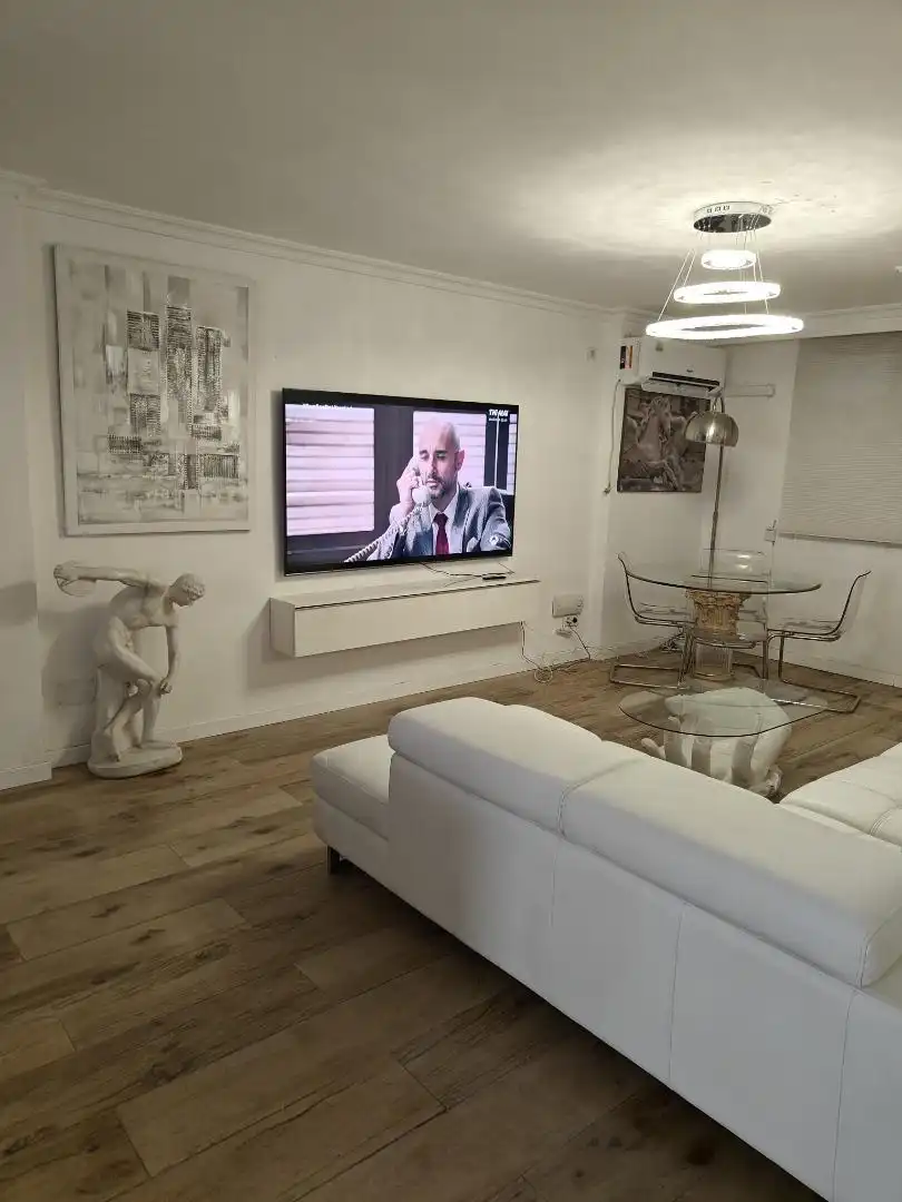 Flat for rent in Avenida de la Paz, 83, El Plantinar – Avda. La Paz - El Juncal Living room of Flat for rent in Sevilla Capital with Air Conditioner