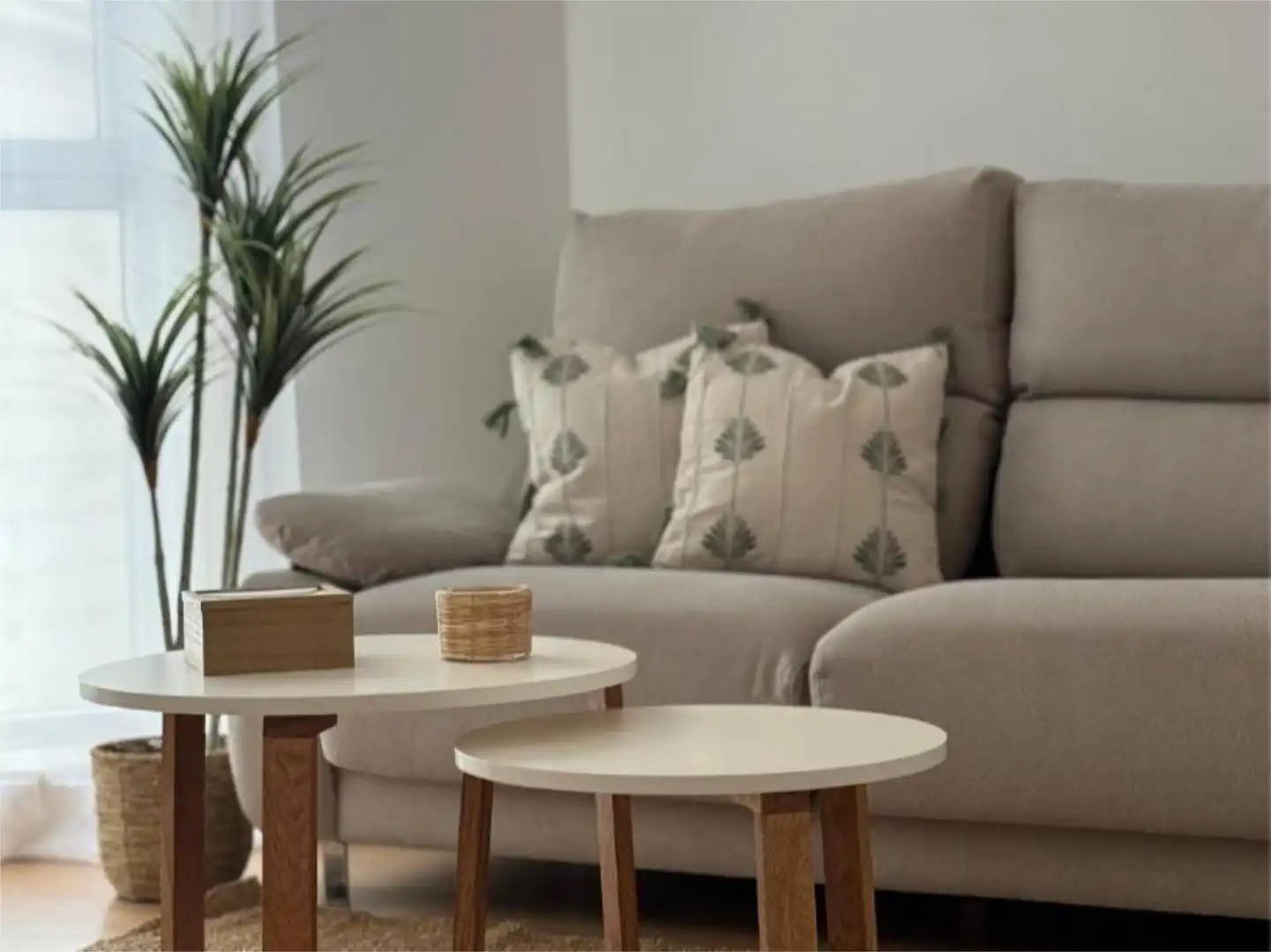 Living room of Flat for rent in Cedeira  with Heating, Parquet flooring and Furnished