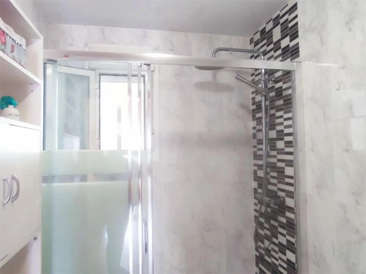 Baño de Piso en venta en Perales de Tajuña con Aire acondicionado, Calefacción y Parquet