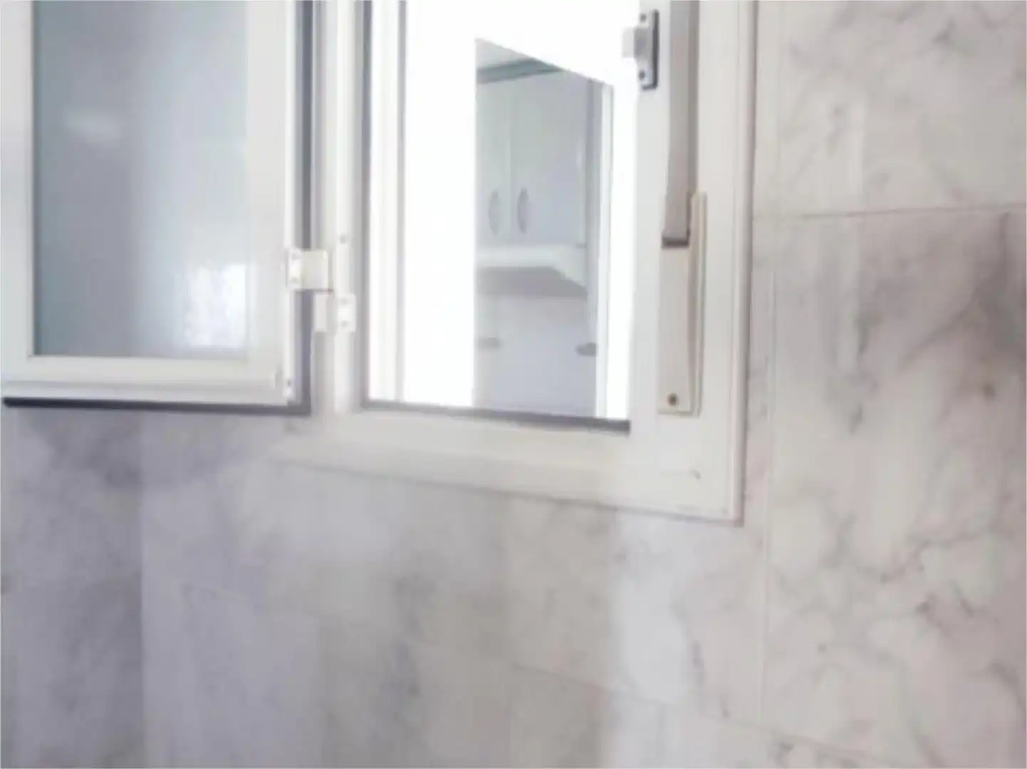 Baño de Piso en venta en Perales de Tajuña con Aire acondicionado, Calefacción y Parquet