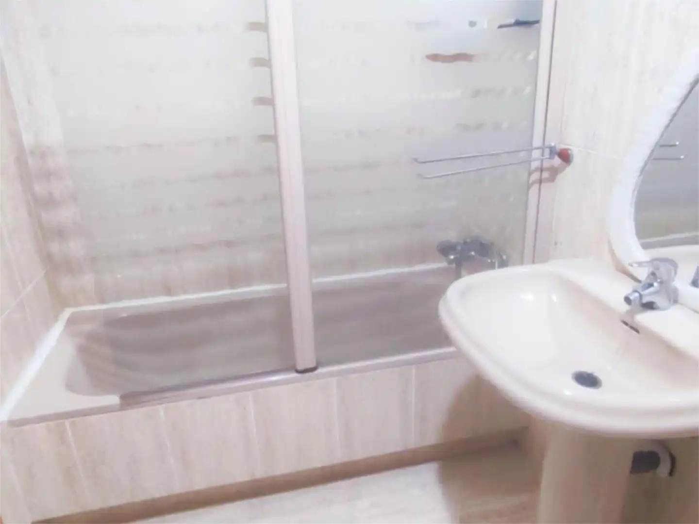 Baño de Piso en venta en Perales de Tajuña con Aire acondicionado, Calefacción y Parquet
