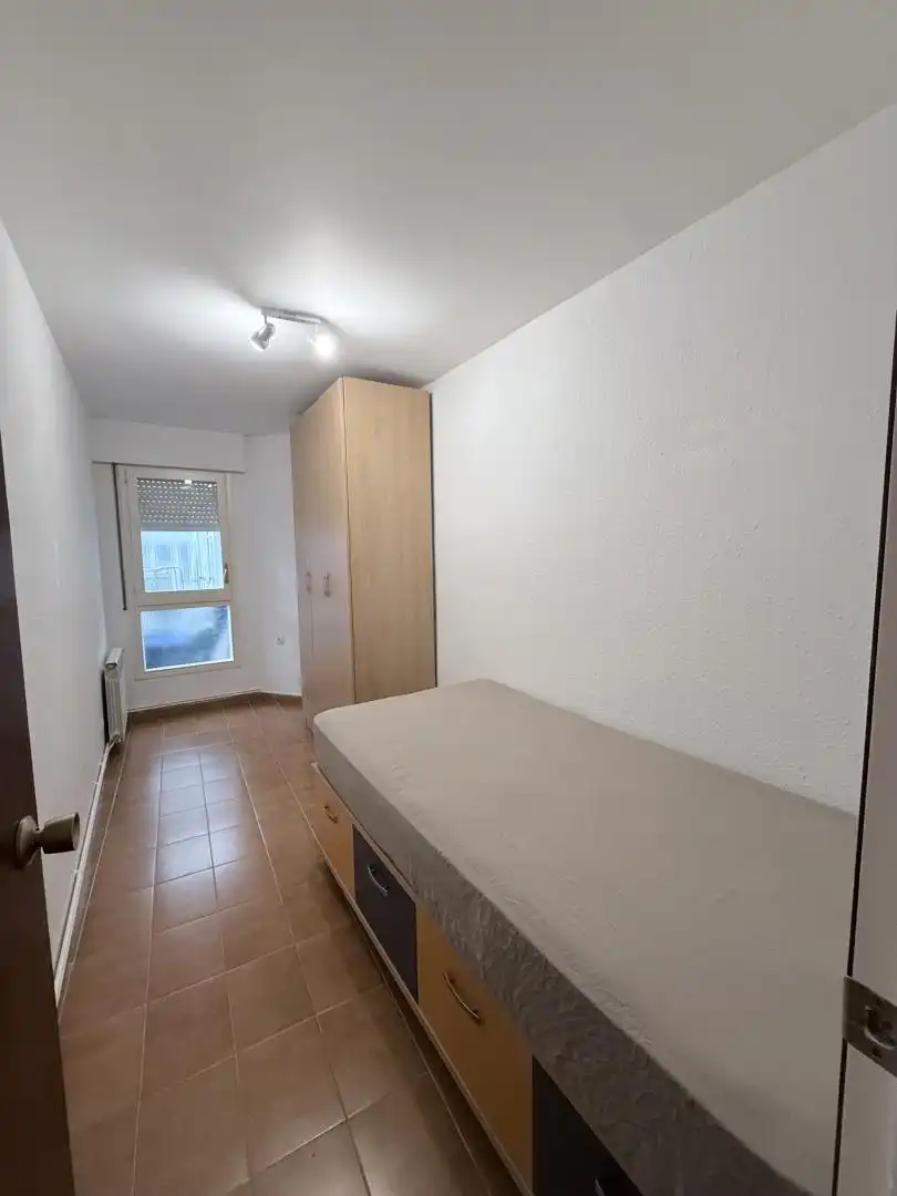 Habitación de Piso para compartir en Arenys de Mar con Calefacción y Amueblado