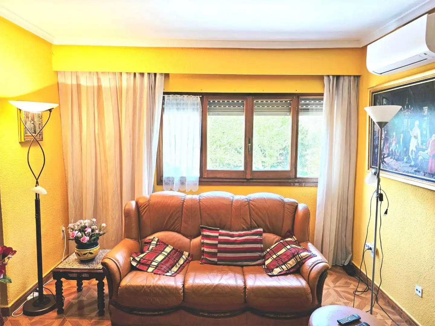 Wohnung zum Verkauf in Calle Fernando Zóbel, 3, Centro Wohnzimmer von Wohnung zum Verkauf in Cuenca Capital mit Klimaanlage und Terrasse