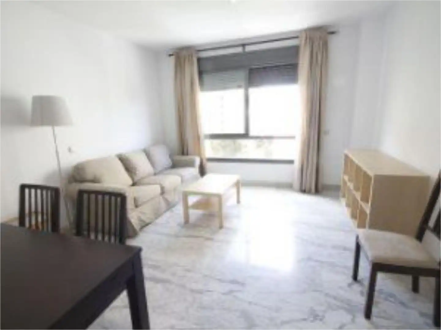 Schlafzimmer von Wohnung zur Miete in  Sevilla Capital mit Klimaanlage und Heizung