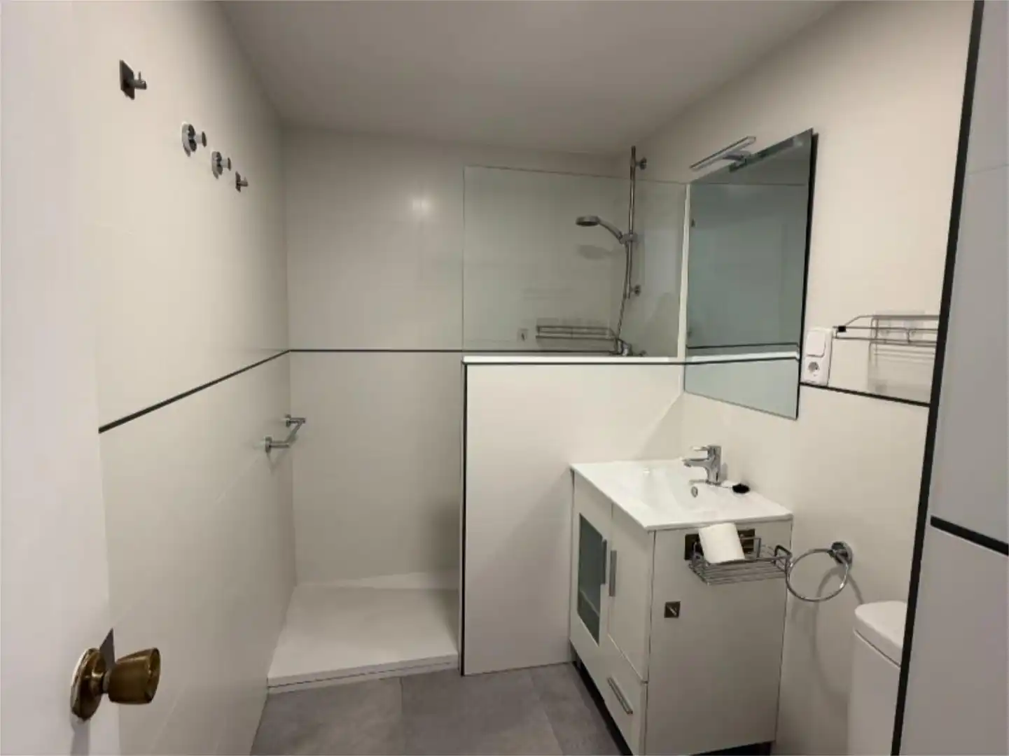 Wohnung zum Verkauf in Calle del Conde Duque, 4, Universidad - Malasaña Badezimmer von Wohnung zum Verkauf in Madrid Capital mit Klimaanlage