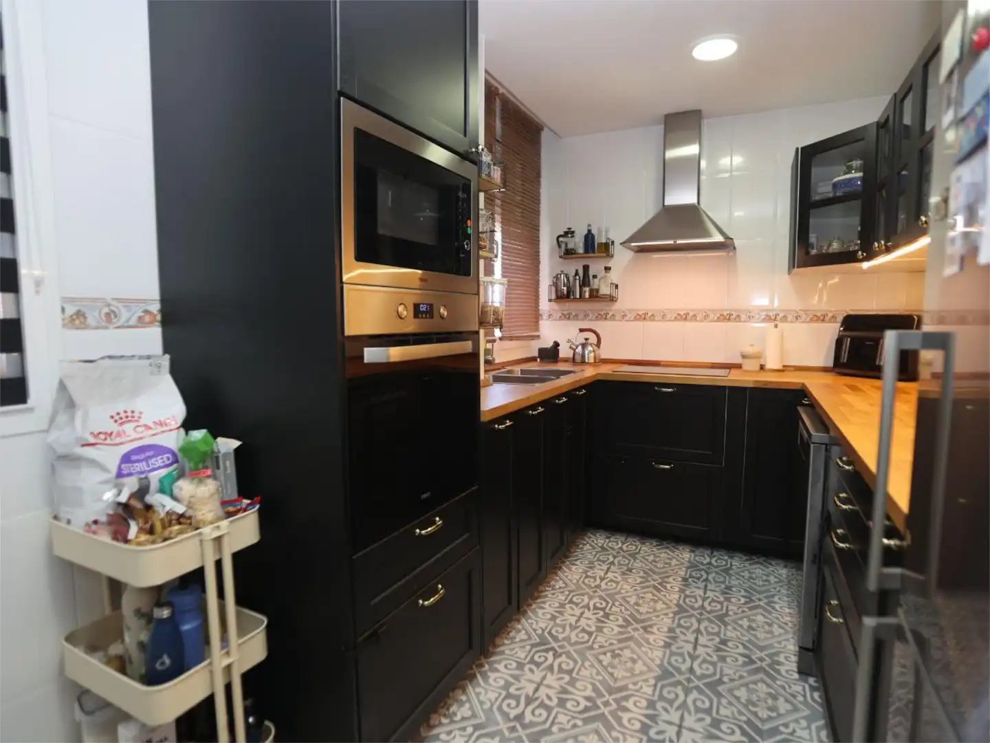 Piso en venta en Avenida del Mediterráneo, 14, El Mirador - Grillero Cocina de Piso en venta en Arganda del Rey con Aire acondicionado, Calefacción y Jardín privado