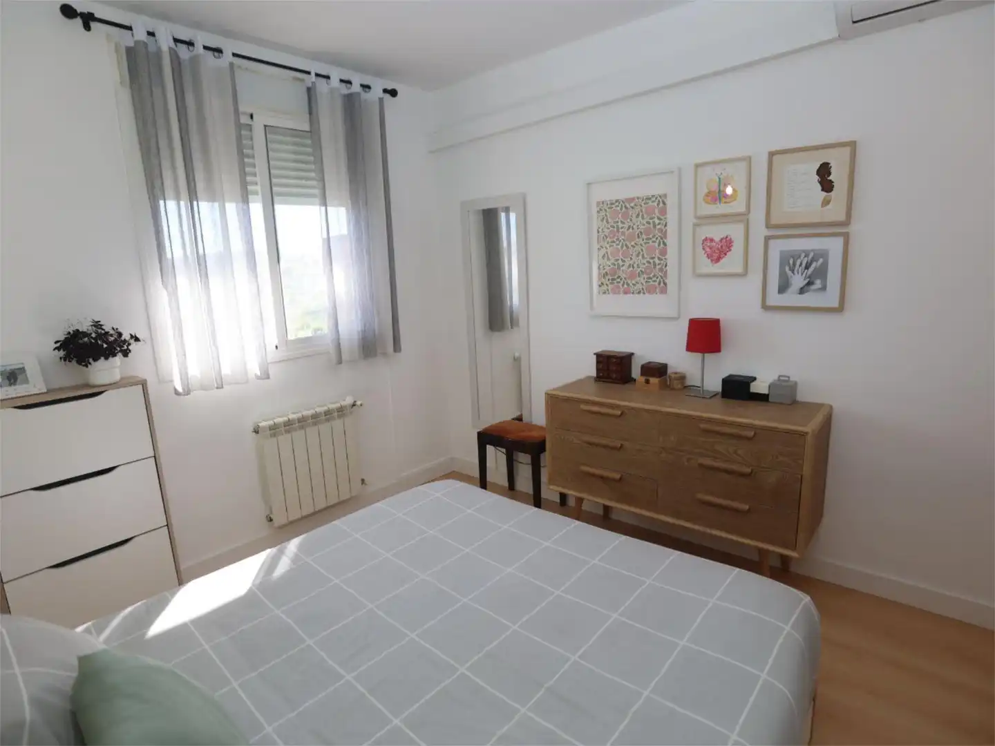 Piso en venta en Avenida del Mediterráneo, 14, El Mirador - Grillero Habitación de Piso en venta en Arganda del Rey con Aire acondicionado, Calefacción y Jardín privado