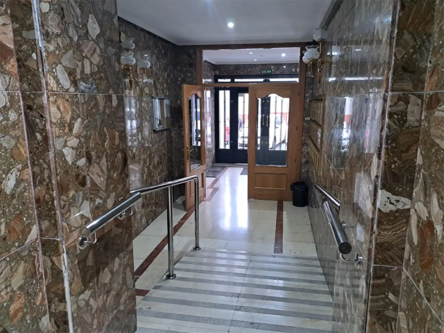 Piso en venta en Calle Enrique Velasco, 14, Numancia Piso en venta en Madrid con Aire acondicionado, Calefacción y Parquet