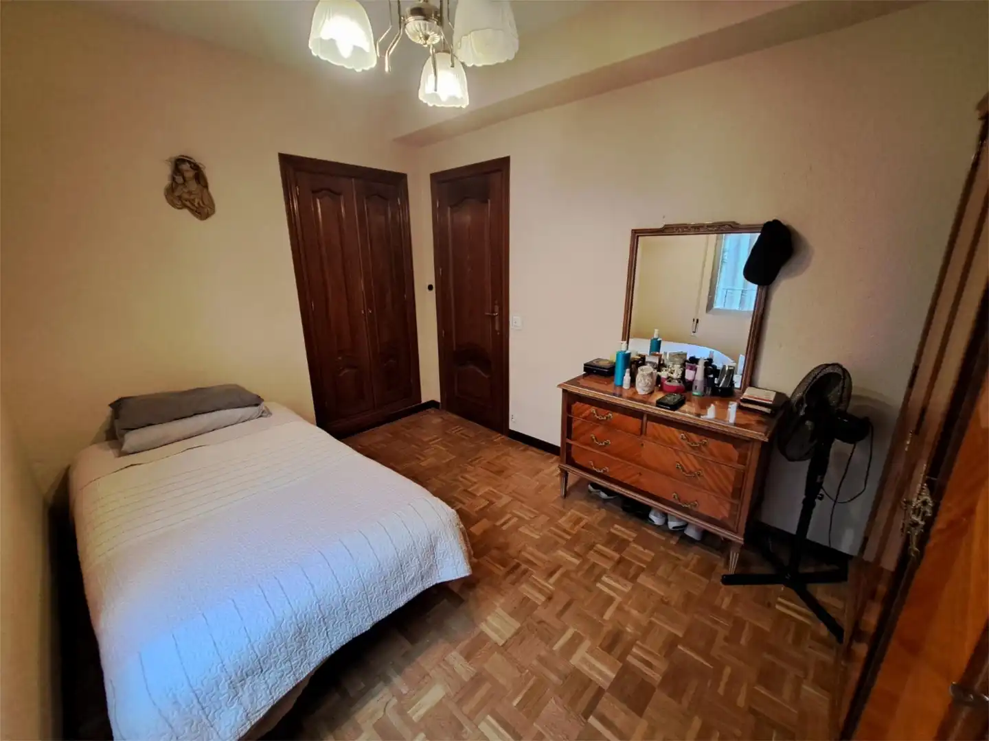 Piso en venta en Calle Enrique Velasco, 14, Numancia Habitación de Piso en venta en Madrid con Aire acondicionado, Calefacción y Parquet
