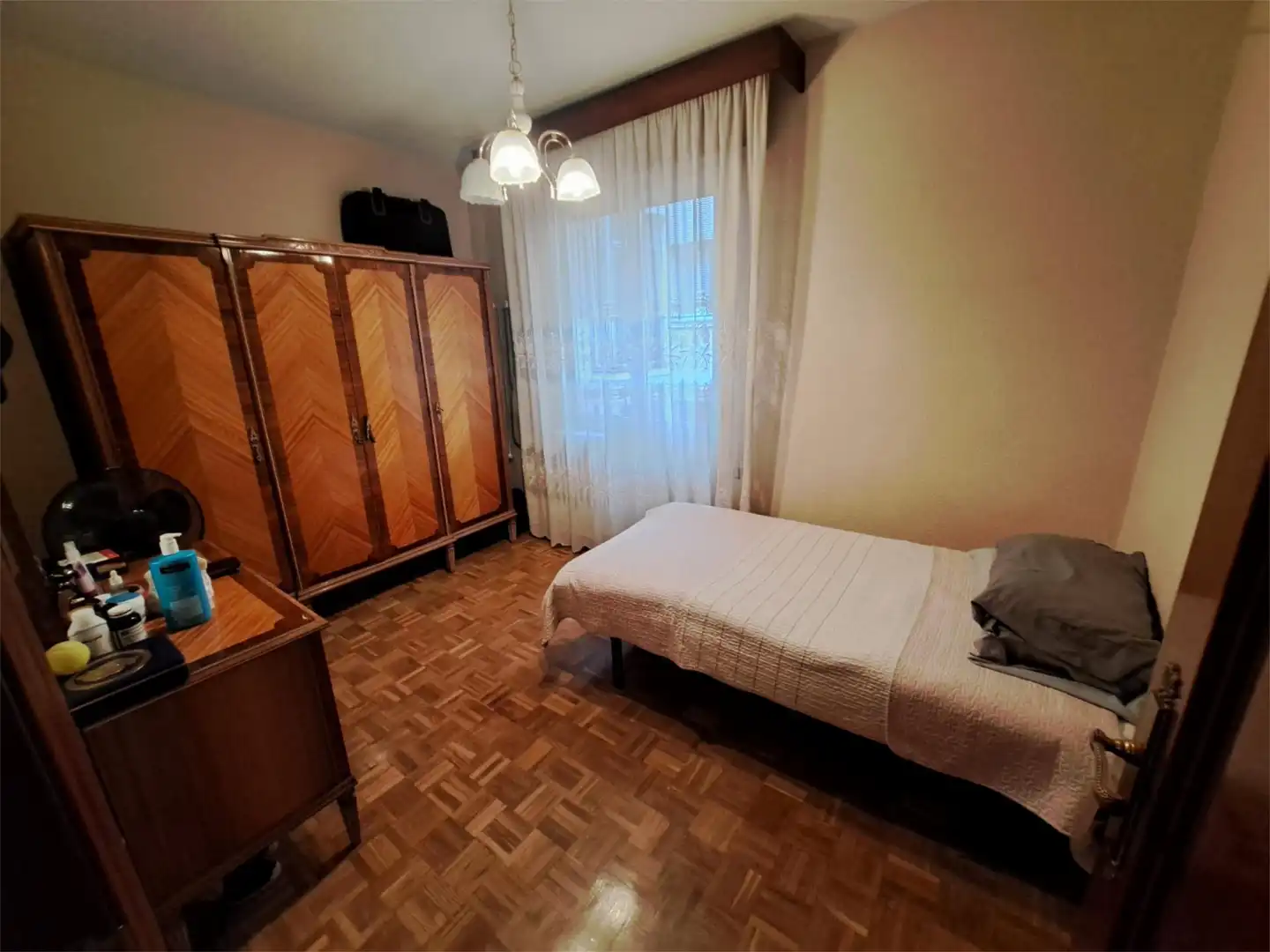 Piso en venta en Calle Enrique Velasco, 14, Numancia Habitación de Piso en venta en Madrid con Aire acondicionado, Calefacción y Parquet