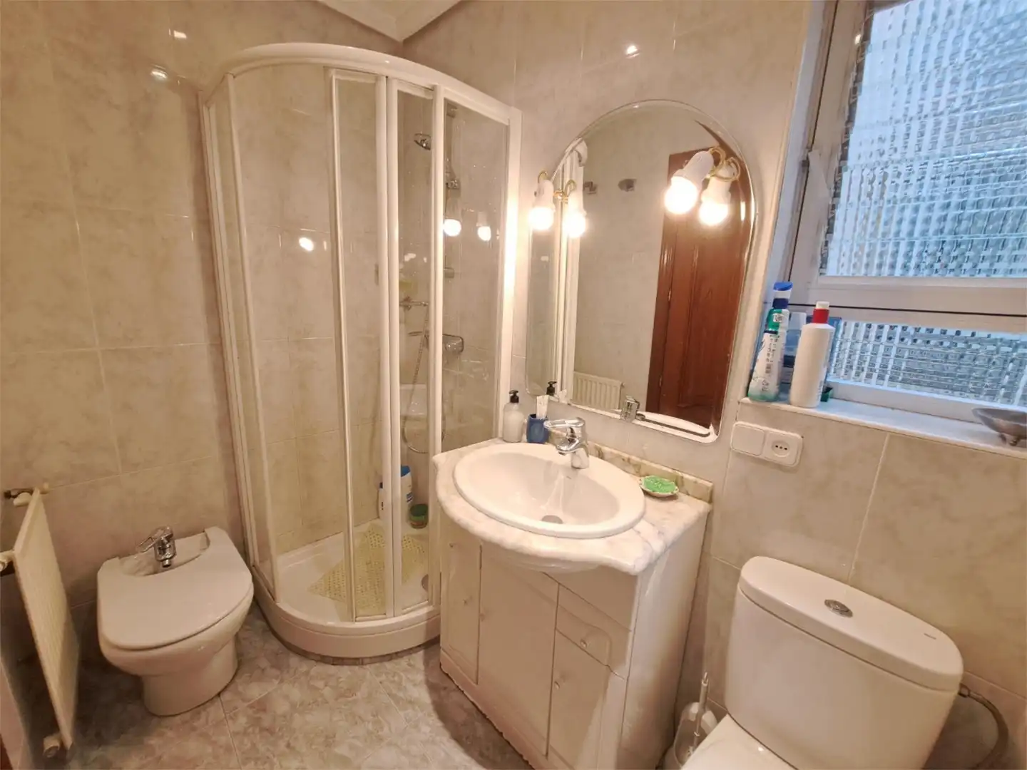 Piso en venta en Calle Enrique Velasco, 14, Numancia Baño de Piso en venta en Madrid con Aire acondicionado, Calefacción y Parquet
