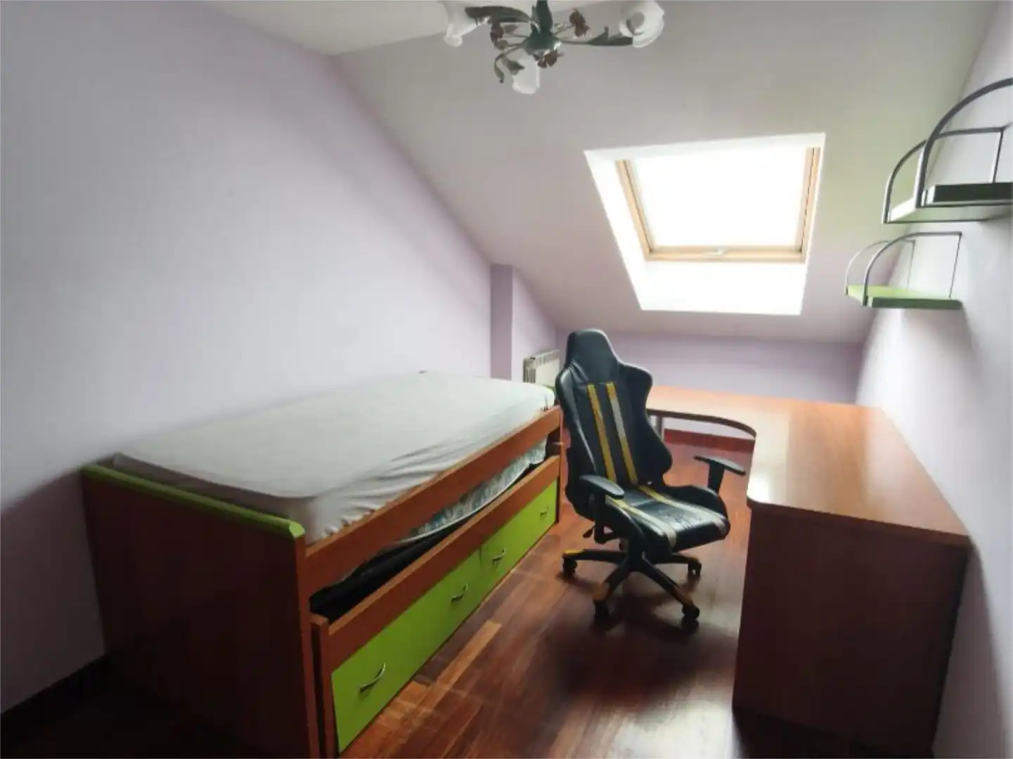 Wohnung zum Verkauf in Plaza Mahía, 8, Bertamirans Schlafzimmer von Wohnung zum Verkauf in Ames mit Terrasse