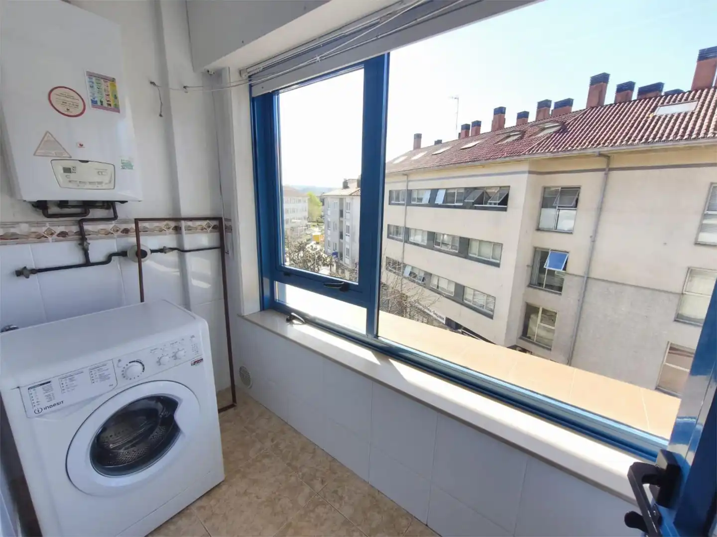 Wohnung zum Verkauf in Plaza Mahía, 8, Bertamirans Schlafzimmer von Wohnung zum Verkauf in Ames mit Terrasse