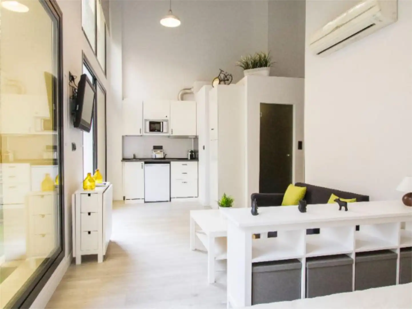 Küche von Loft zur Miete in Madrid mit Klimaanlage, Heizung und Privatgarten