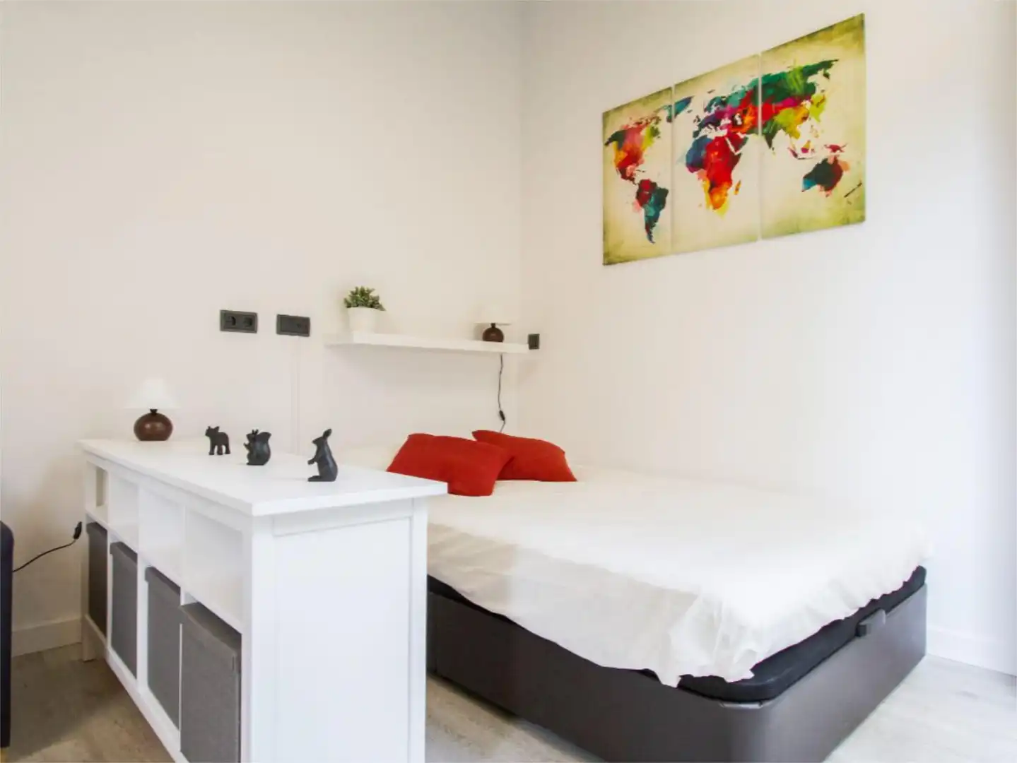 Schlafzimmer von Loft zur Miete in Madrid mit Klimaanlage, Heizung und Privatgarten