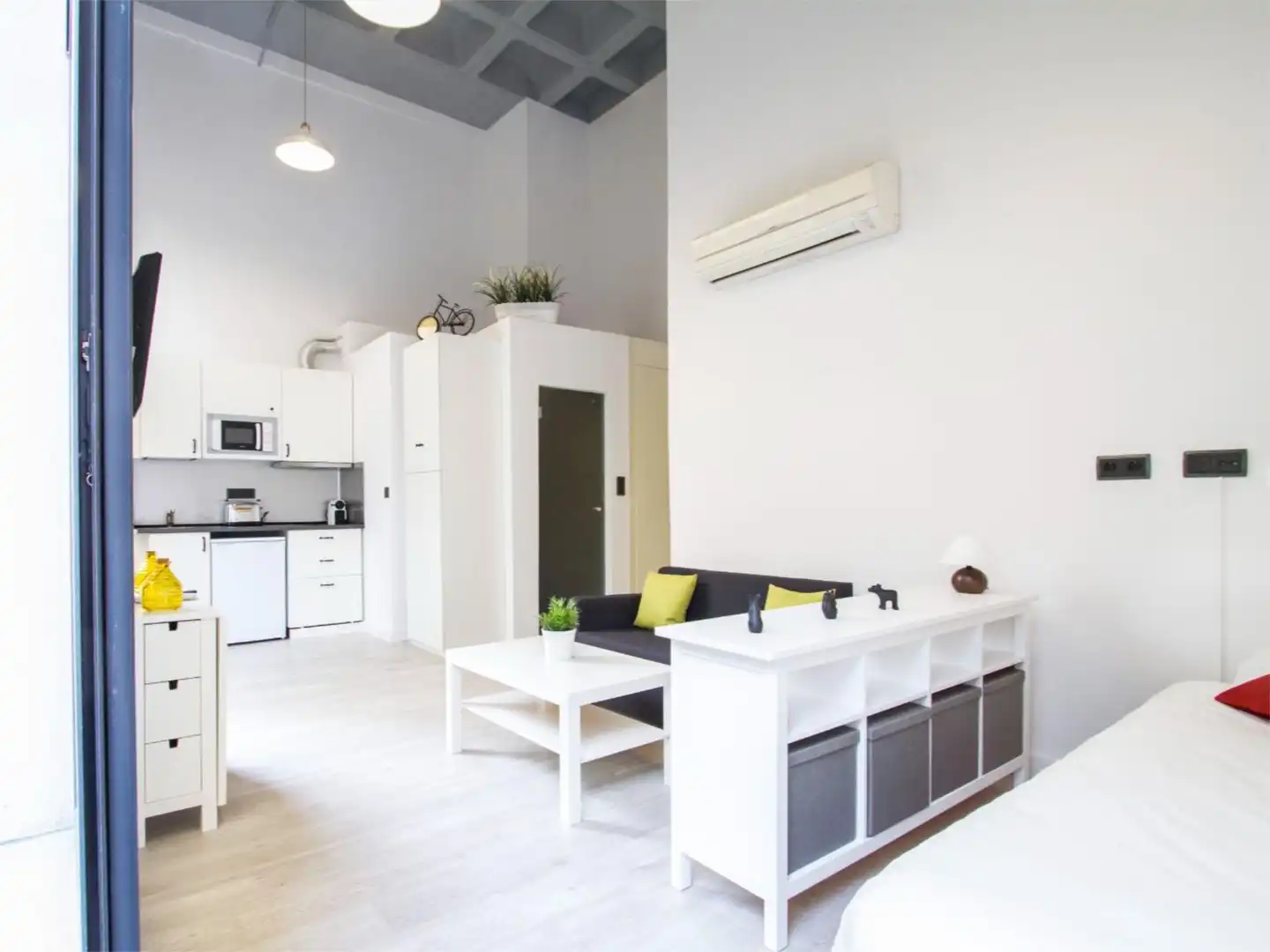 Wohnzimmer von Loft zur Miete in Madrid mit Klimaanlage, Heizung und Privatgarten