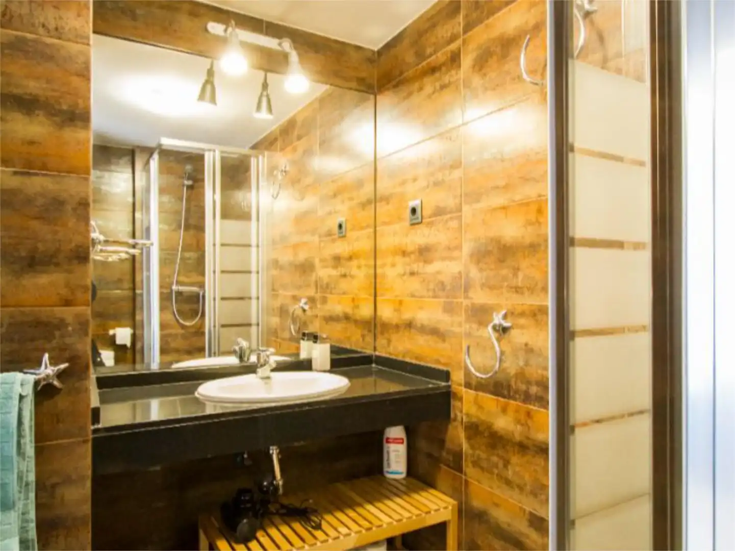 Badezimmer von Loft zur Miete in Madrid mit Klimaanlage, Heizung und Privatgarten