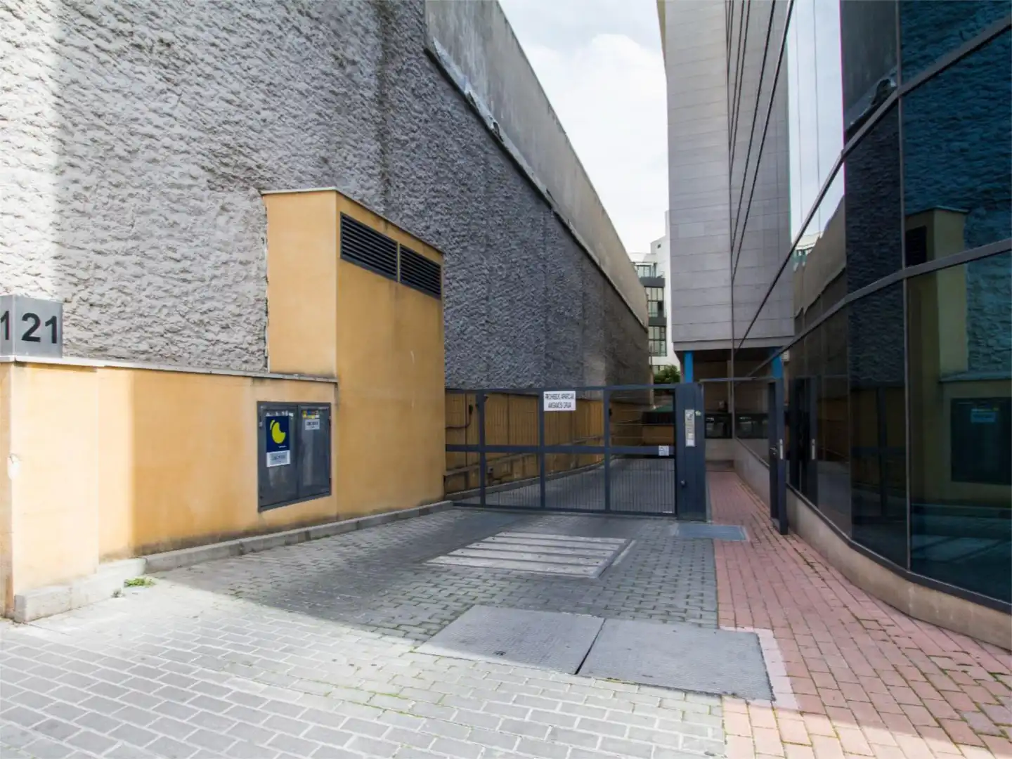 Außenansicht von Loft zur Miete in Madrid mit Klimaanlage, Heizung und Privatgarten