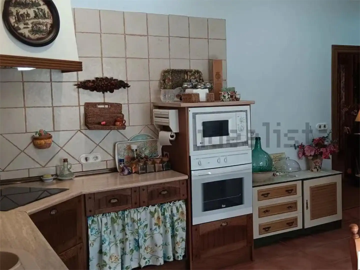 Casa o chalet en venta en Calle Virgen de Guadalupe, 46, Úbeda Cocina de Casa o chalet en venta en Úbeda con Terraza, Piscina y Balcón