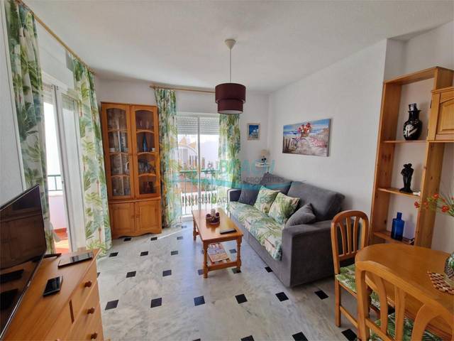 Piso en Venta en Avenida Prieto Moreno, 11 en La Herradura centro